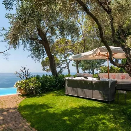 Luxury In For 12 Guests Villa Portofino